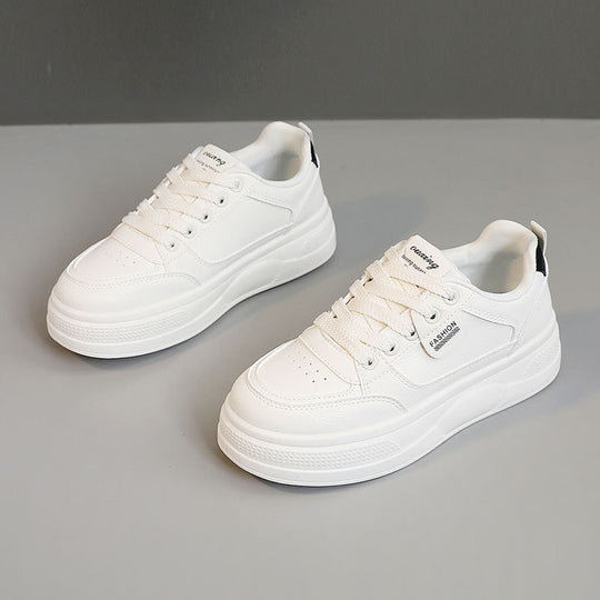 Damen modische Plateau-Sneaker mit zeitgemäßem Design und gepolsterter Sohle EB