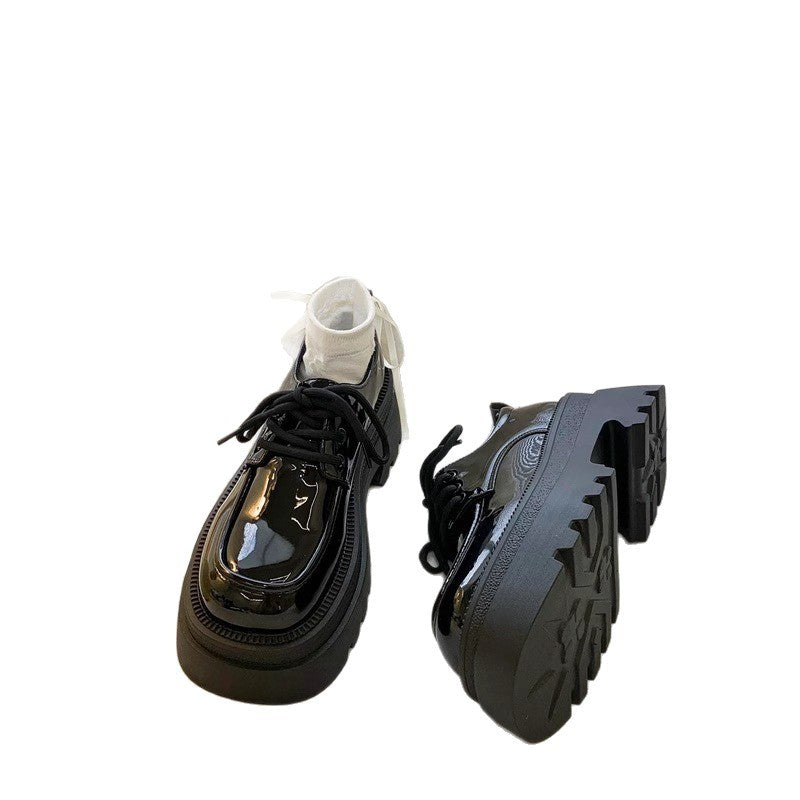 Damen Plateau-Sneaker mit robustem Sohlenprofil und stilvollem Design EB