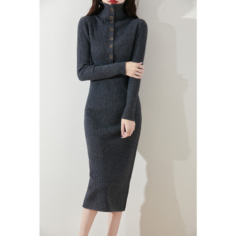 Damen Strickkleid mit Stehkragen und dekorativen Knöpfen EB