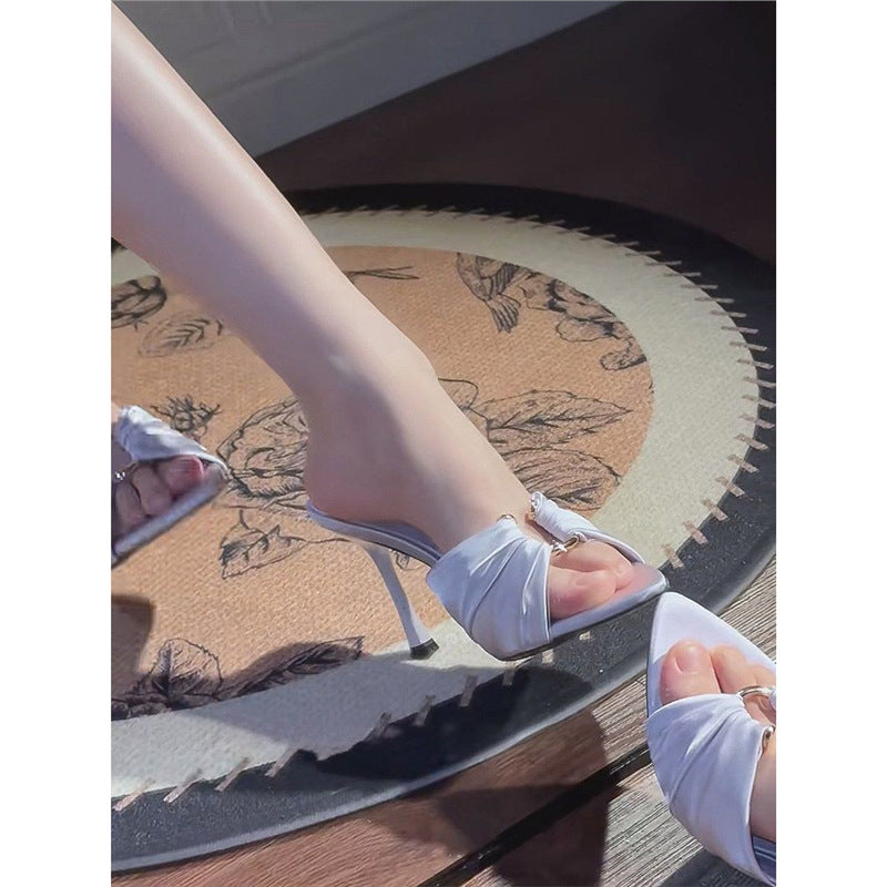 Damen Mules mit elegantem Rüschendesign und raffinierten Details EB