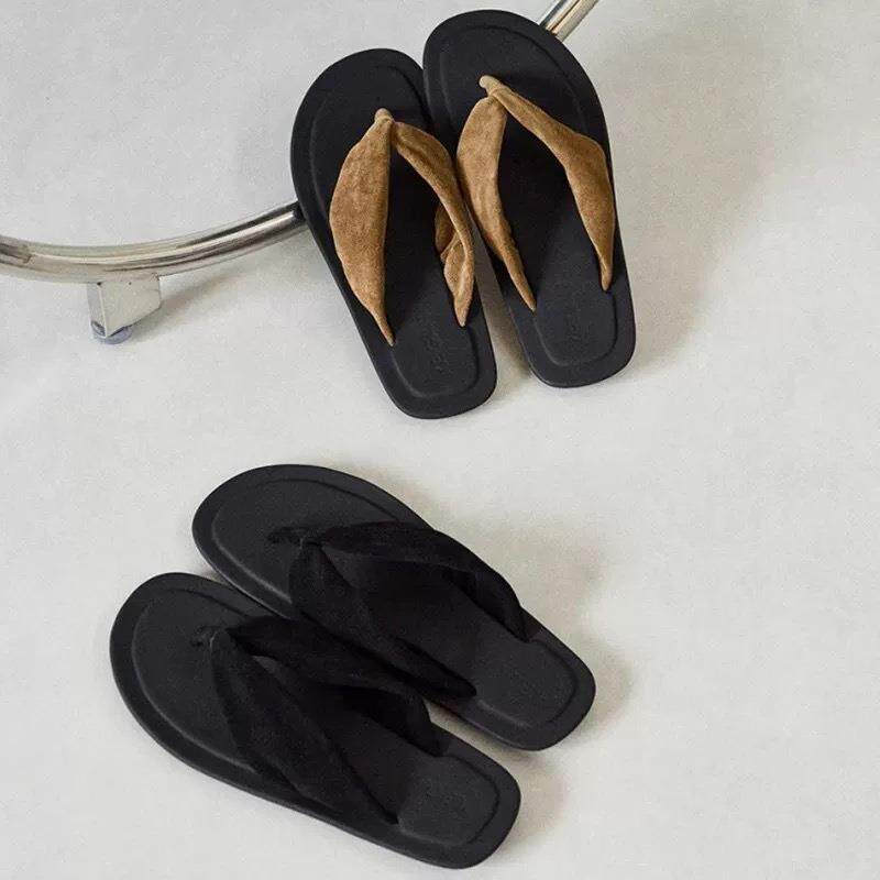 Damen eleganten Zehentrenner-Sandalen mit weich gepolstertem Fußbett und modischem Riemendesign EB