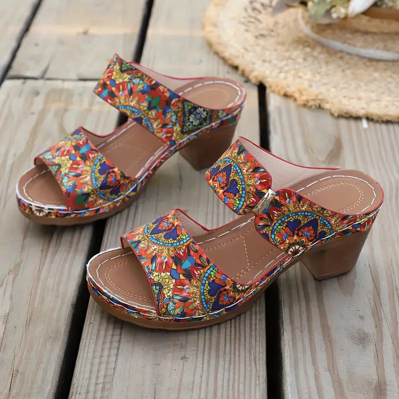 Damen Wedge-Sandalen mit komfortabler Riemenstruktur und modischem Design EB