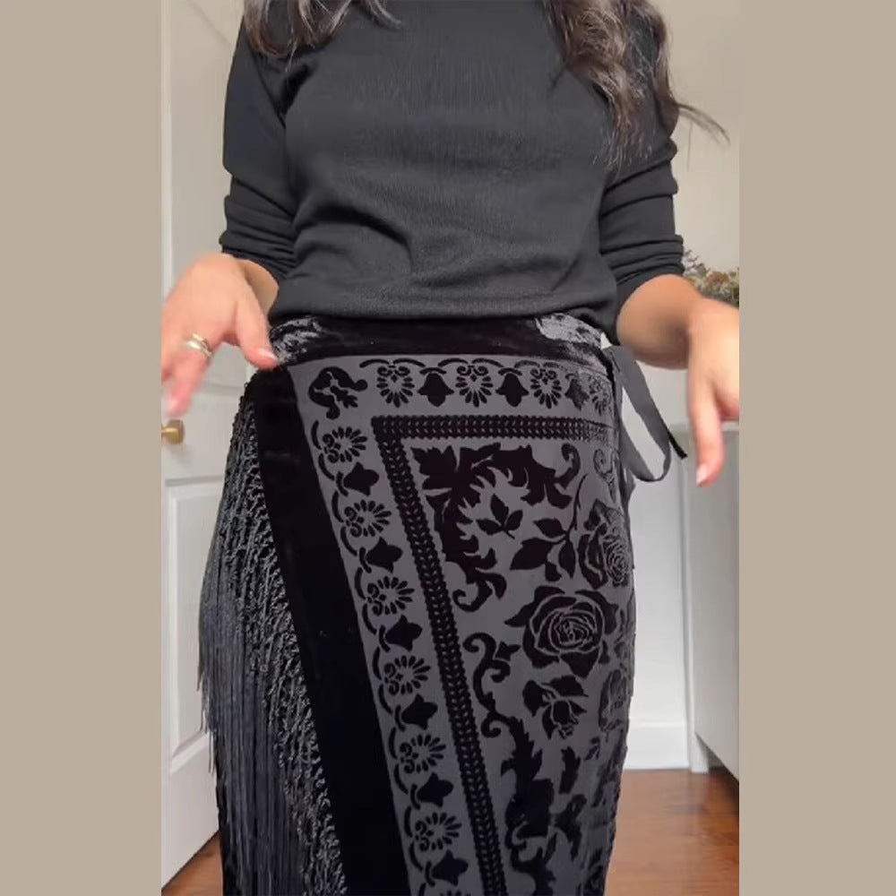 Damen eleganter Schal mit Fransen und floralem Design EB