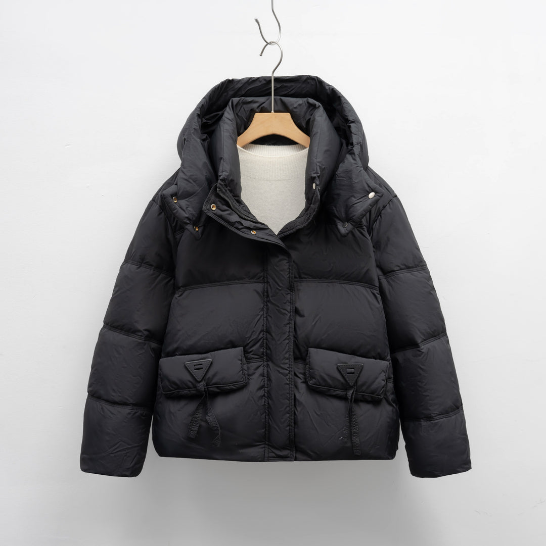 Damen Isolierte Steppjacke mit praktischen Taschen und Kapuze EB