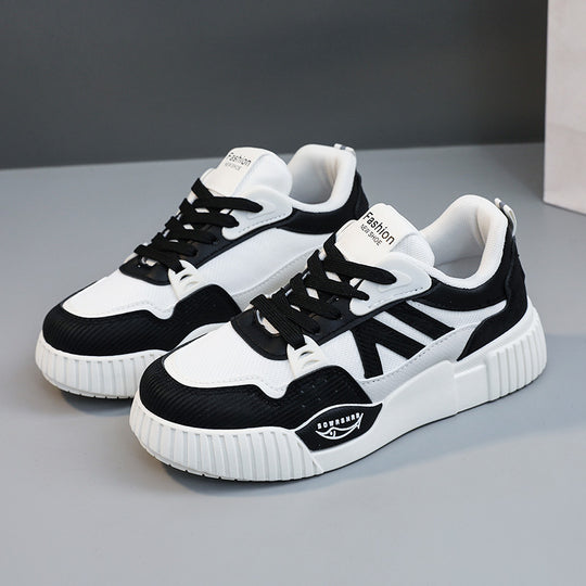 Damen sportliche Sneakers mit futuristischem Design und bequemer Dämpfung EB