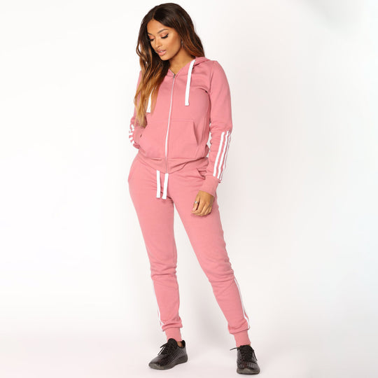 Damen Figurbetontes Loungewear-Set mit Kapuzenpullover, gestreiften Besätzen und taillierter Jogginghose EB