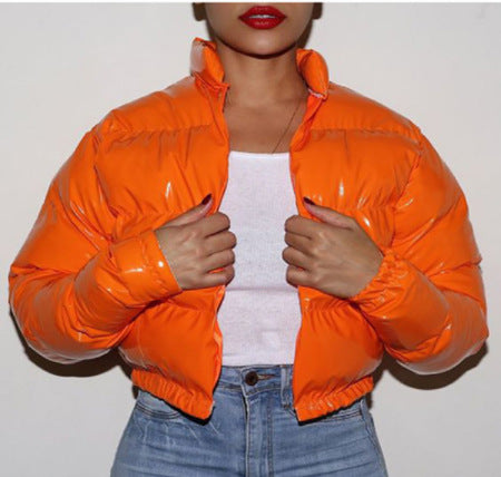 Damen modische kurze Steppjacke mit glänzendem Finish EB