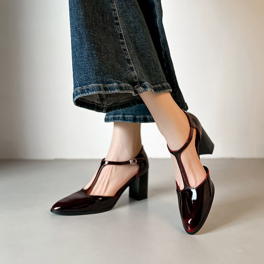 Damen Elegante T-Strap Pumps mit Blockabsatz EB