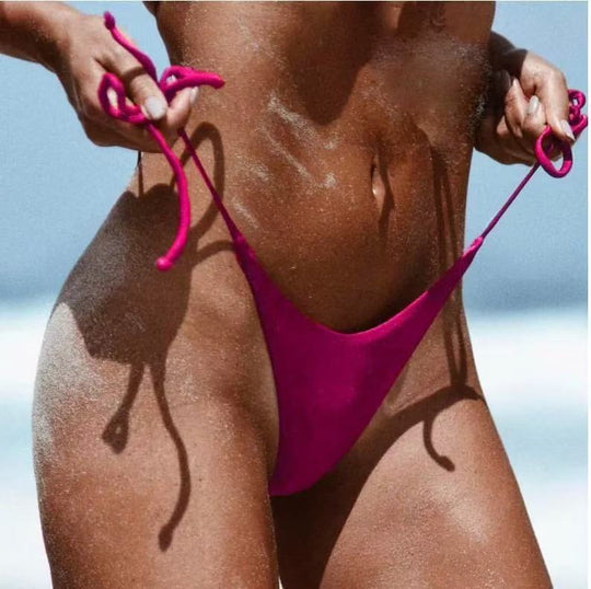 Damen Bikini-Höschen mit ultra-hohem Schnitt und verstellbaren Trägern EB