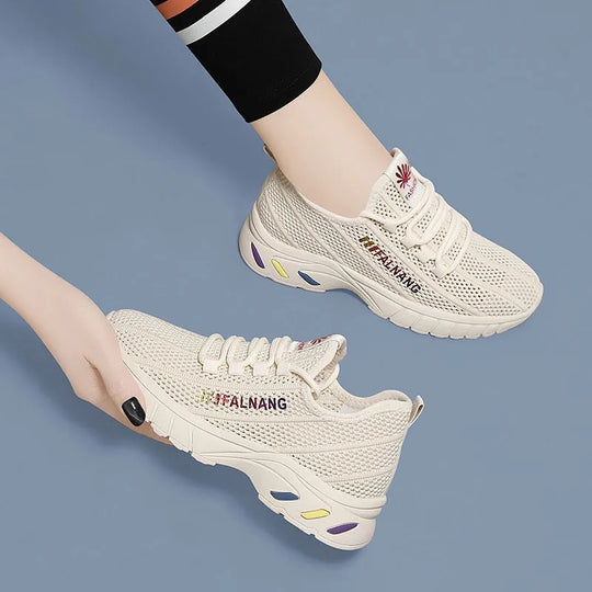 Damen Leichte und atmungsaktive Sport Sneakers mit elastischem Obermaterial EB