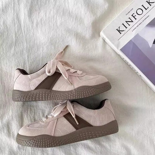 Damen Sneakers mit weichem Veloursleder und modischem Design EB