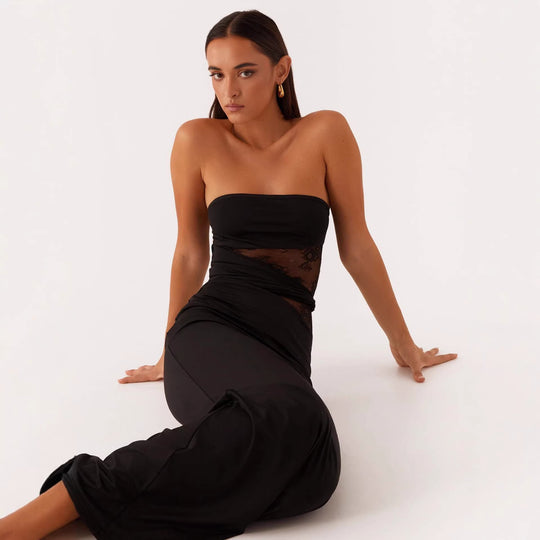Damen Elegantes Minikleid mit verführerischem Spitzenoberteil und figurbetontem Schnitt EB