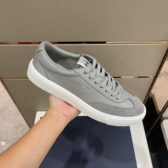 Damen Sneakers mit atmungsaktiver Oberflächenstruktur und gepolsterter Innensohle EB