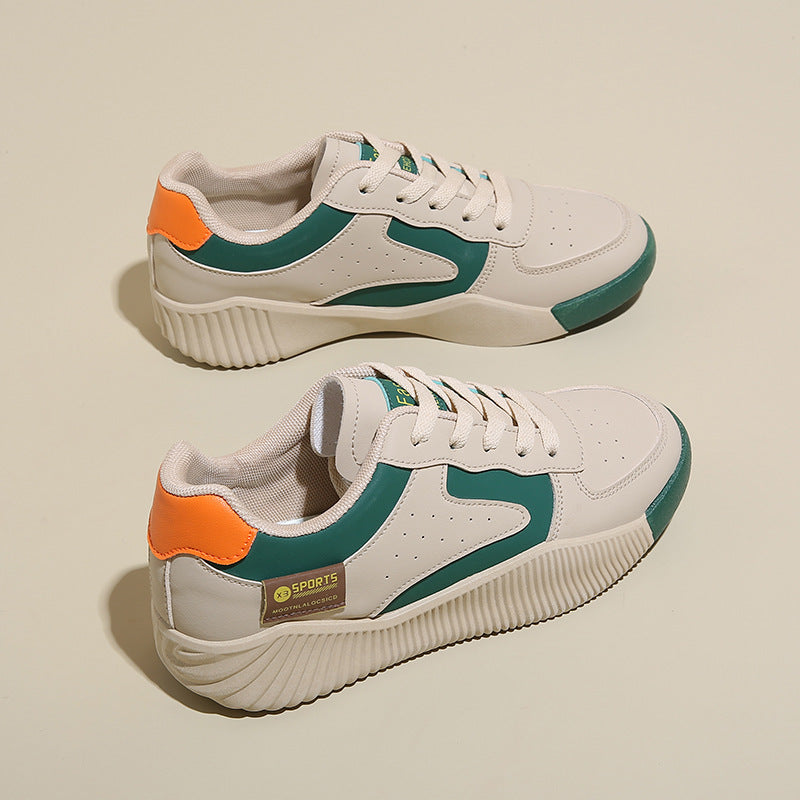 Damen Sportliche Sneakers mit rutschfestem Profil und atmungsaktiver Oberflächenstruktur EB