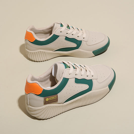 Damen Sportliche Sneakers mit rutschfestem Profil und atmungsaktiver Oberflächenstruktur EB