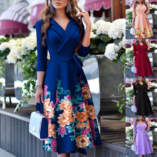 Damen Wickelkleid mit floralem Design und elegantem Kragen EB