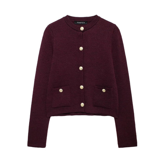 Damen modischer Strickjacke mit goldenen Knöpfen und aufgesetzten Taschen EB