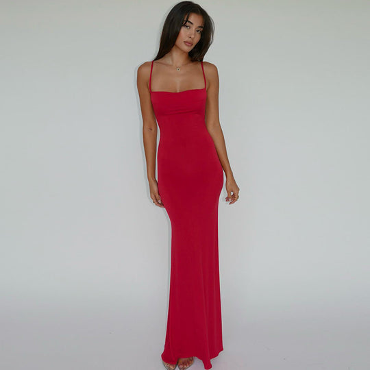 Damen Figurbetontes Langkleid mit schmalen Spaghetti-Trägern EB