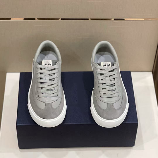 Damen Sneakers mit atmungsaktiver Oberflächenstruktur und gepolsterter Innensohle EB