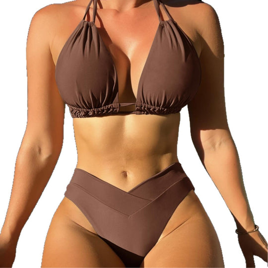 Damen Trendiger Bikini mit raffiniertem Schnitt und innovativen Trageoptionen EB