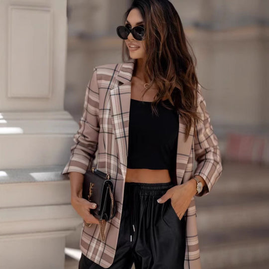 Damen Karierter Blazer mit klassischen Details EB