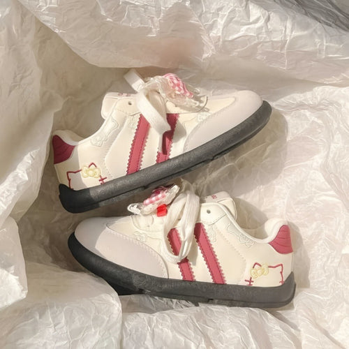 Damen Sportliche Sneaker mit einzigartigen Tiermotiven und dekorativer Schnürung EB