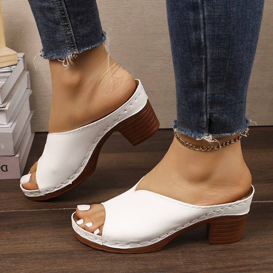 Damen Offene Blockabsatz-Sandalen mit modernen Akzenten EB