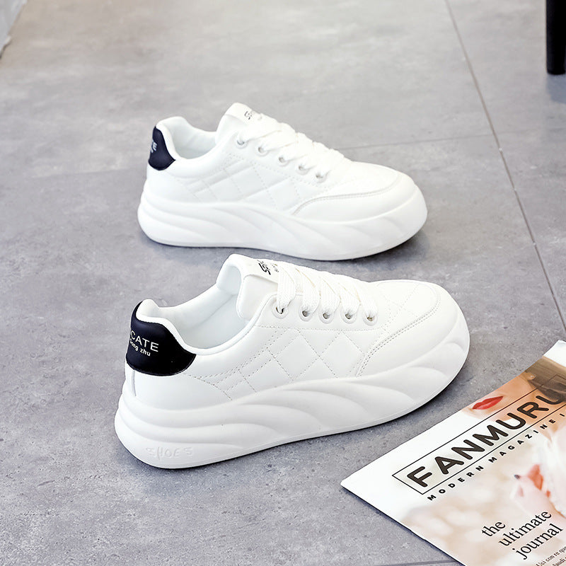 Damen Sneaker mit bequemer dämpfender Sohle und stylischem Design EB
