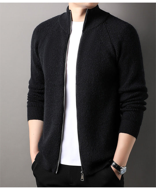 Herren Strickjacke mit hohem Kragen und unauffälligem Reißverschluss EB