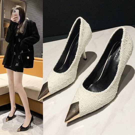 Damen elegante spitze Pumps mit metallic Akzenten EB