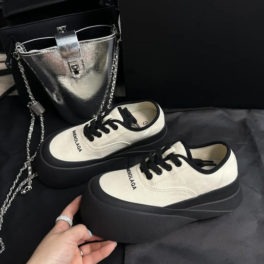 Damen Luxuriöse Plateau Sneakers mit hohem Komfort und modischem Design EB