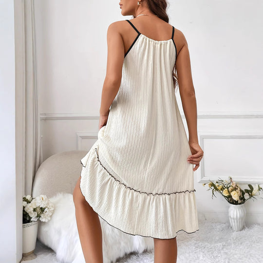 Frauen Verstellbares Spaghettiträger Rüschkleid EB