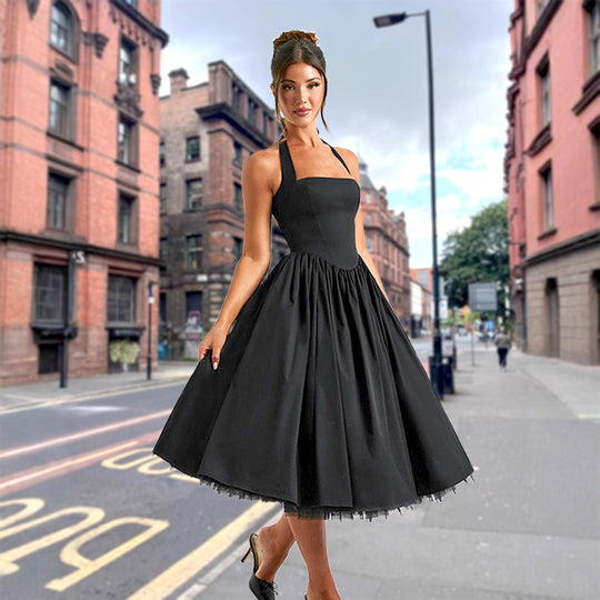 Damen Elegantes Halterneck-Kleid mit voluminösem Rock und eingearbeitetem Tüll EB