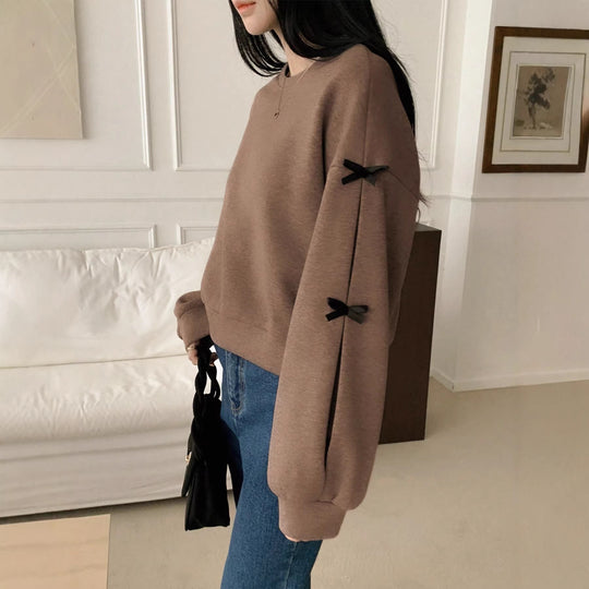 Damen Oversize‑Sweatshirt mit dekorativen Schleifenärmeln und Rundhalsausschnitt EB