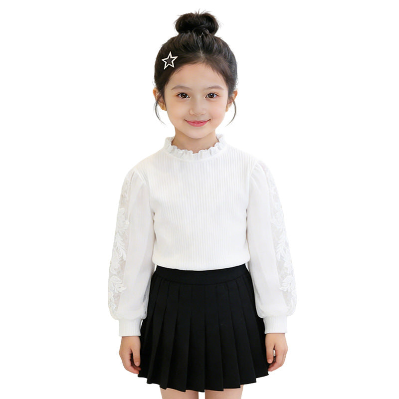 Mädchen elegante Bluse mit Rüschen und bestickten Ärmeln EB