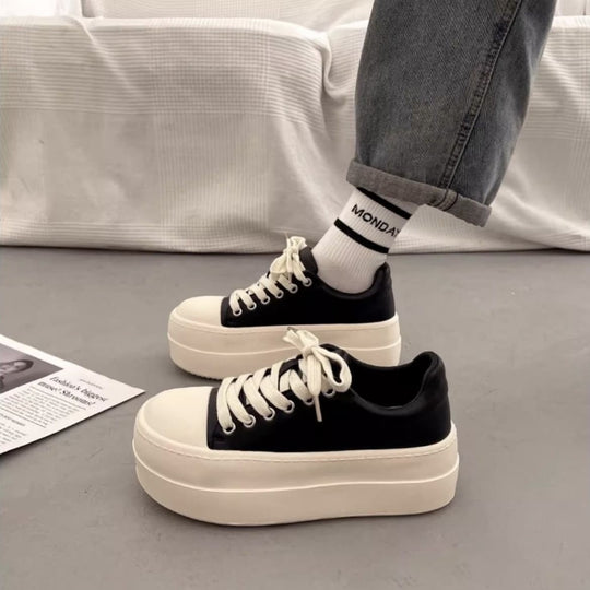 Damen Sneaker mit modischer Plateau-Sohle EB