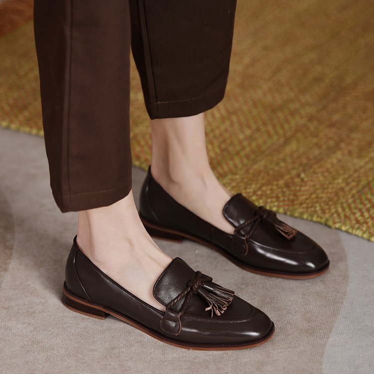 Damen Mokassins mit modischen Quasten und eleganter Sohle EB