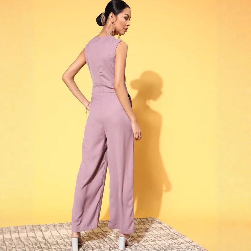 Damen Jumpsuit mit elegantem V-Ausschnitt von EB