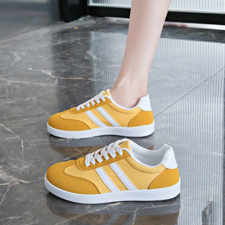 Damen Sneakers im sportlichen Retro-Look mit bequemer dämpfender Sohle EB