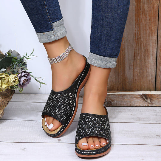 Damen Clogs mit perforiertem Obermaterial und ergonomischer Fußbettung EB