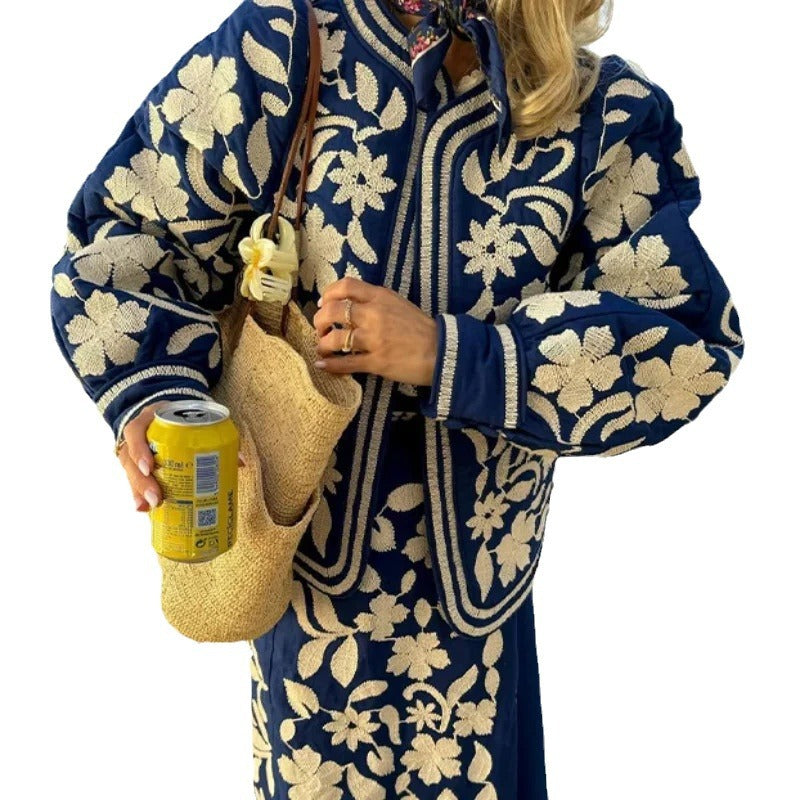 Damen Bestickte Baumwolljacke mit floralem Design und weichem Futter EB