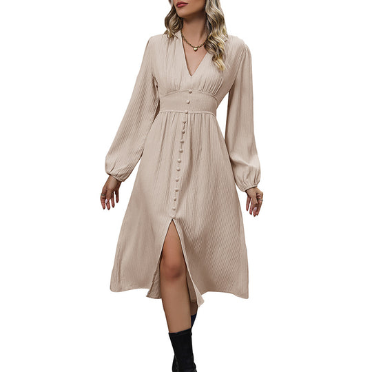 Damen Midi-Kleid mit V-Ausschnitt, Taillenpassé, Knopfleiste und Plissee-Struktur EB