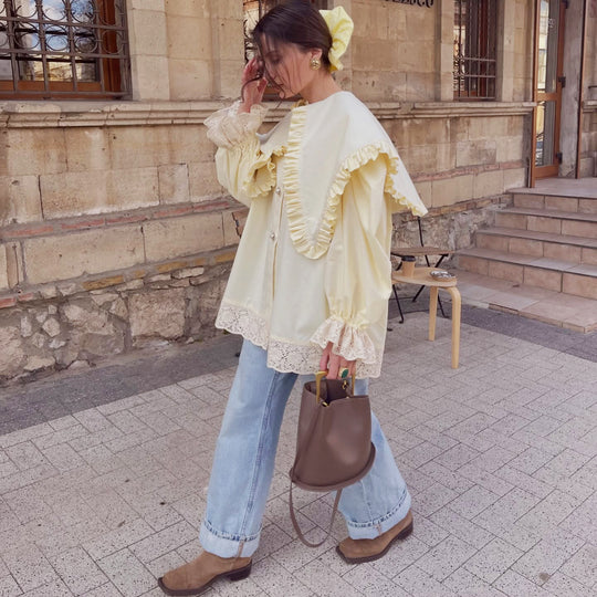 Damen Oversize Bluse mit Rüschendetails und Spitzenbesatz EB
