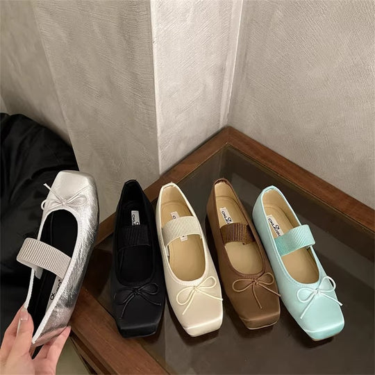 Damen Mary Jane Ballerinas mit elegantem Riemchen und verspieltem Schleifen-Detail EB