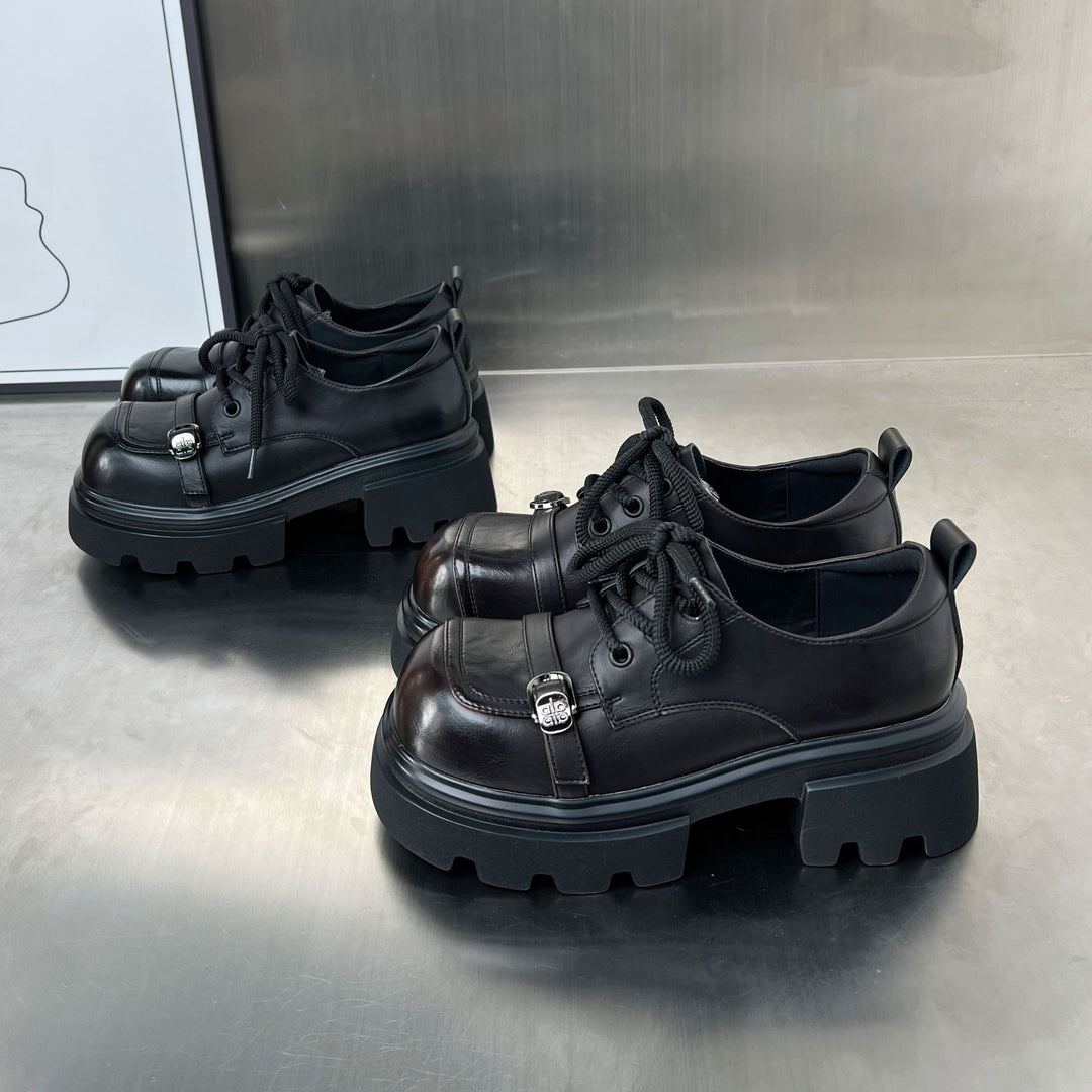 Damen Chunky Sneakers mit robustem Sohlenprofil und modischem Design EB