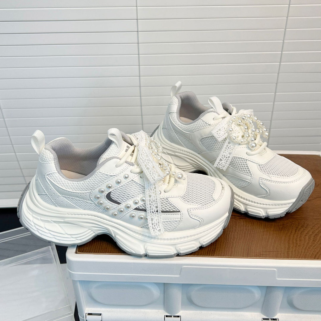 Damen Sportliche Chunky Sneaker mit extravagantem Perlenschmuck EB