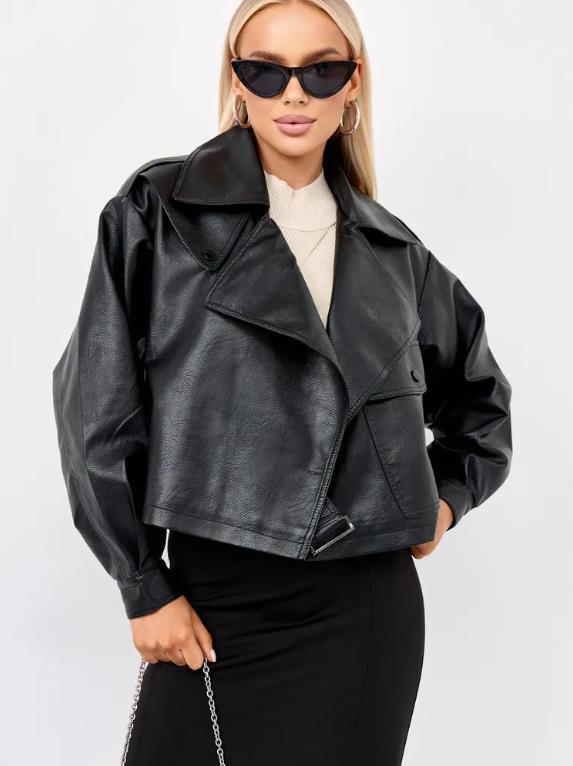 Damen Cropped Bikerjacke aus Kunstleder mit oversized Schnitt und strukturierten Details EB