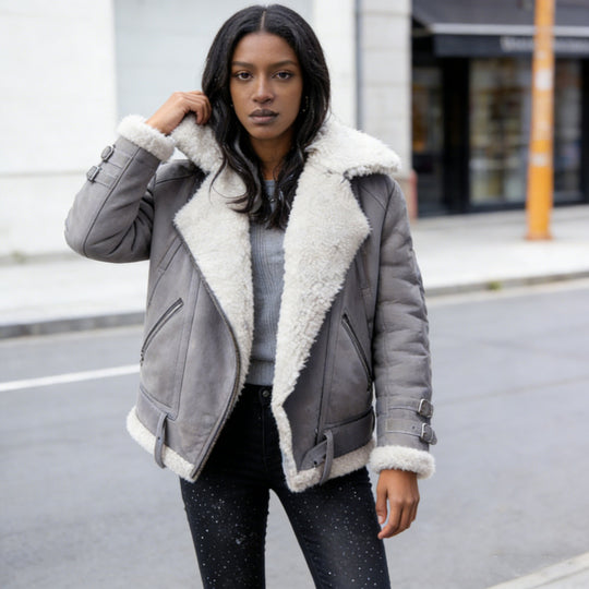 Damen nan flauschige Bikerjacke mit Teddyfutter und Schnallenbesatz EB
