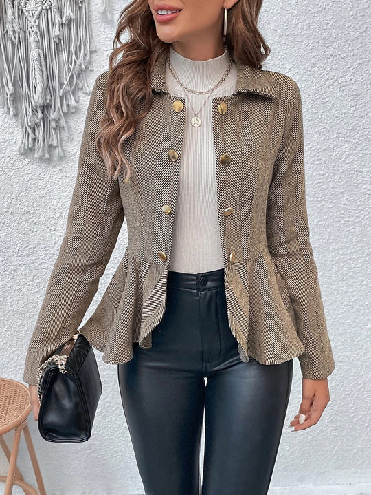 Damen Chic Tailored Blazerjacke mit asymmetrischem Saum und Knopfdetails EB