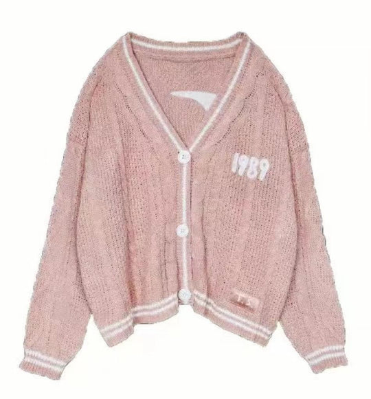 Damen nan kurz geschnittene Strickjacke mit V-Ausschnitt, Kontrastpaspel und oversized Ärmeln EB
